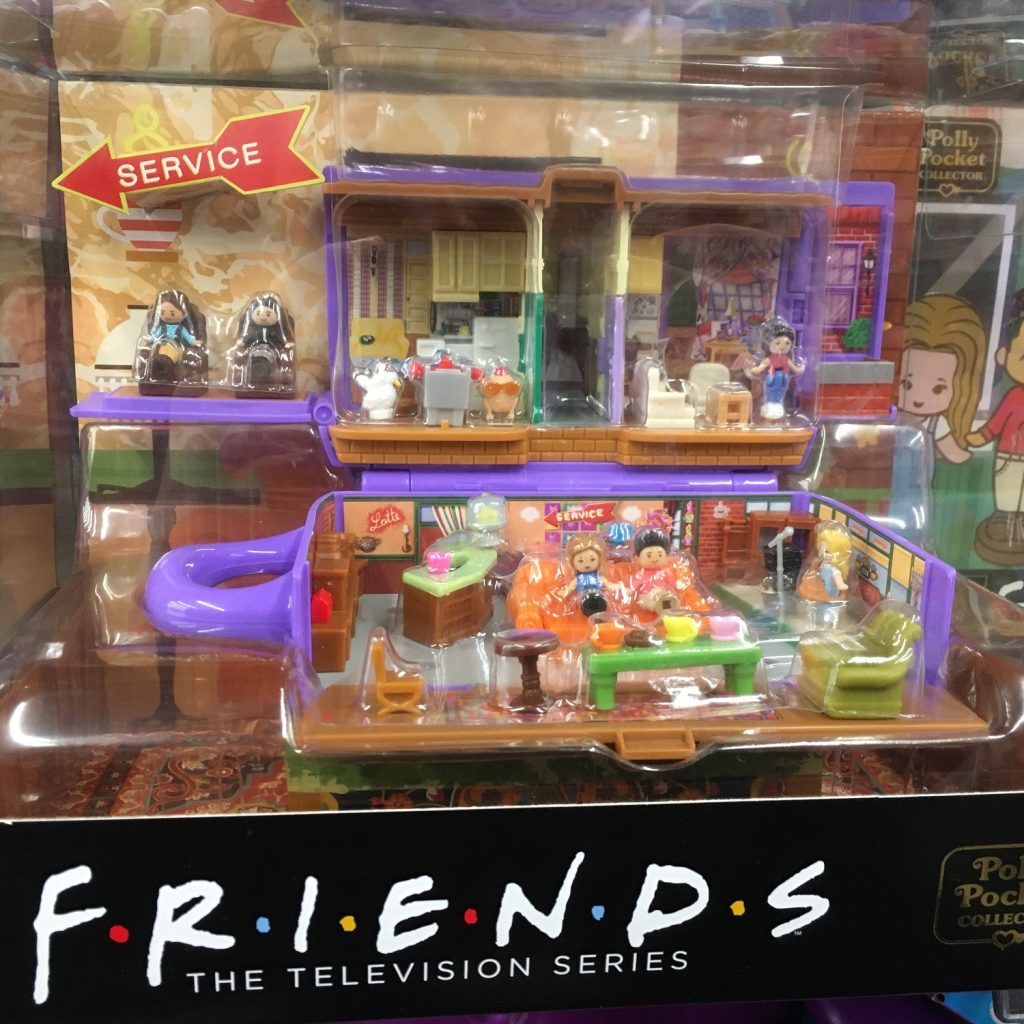 Check Out This 'Friends' Polly Pocket Set – play107